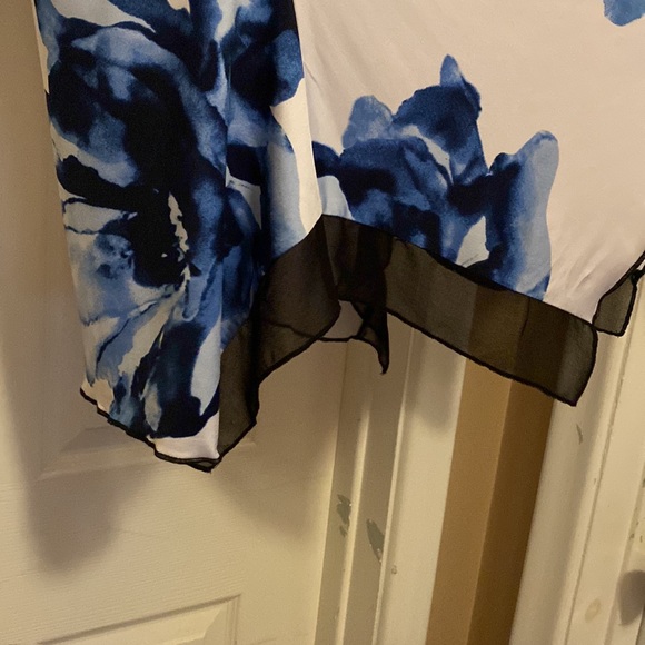 Nygard loose fit flowing too size M - Picture 5 of 5